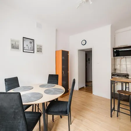 Ochota Serene By Bookinghost