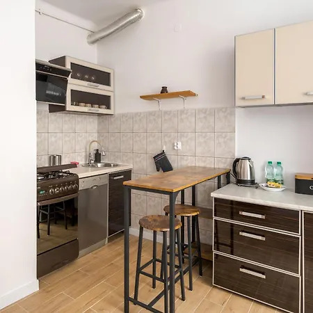 Ochota Serene Apartman Varsó