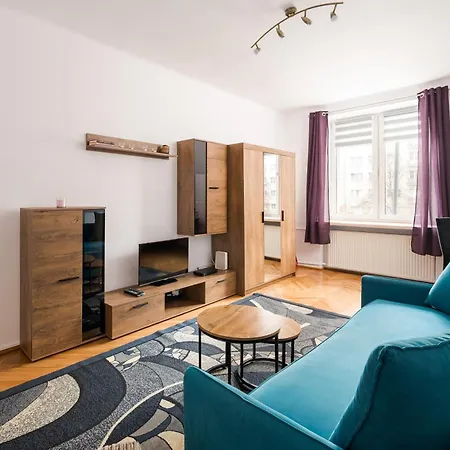 Ochota Serene By Bookinghost *