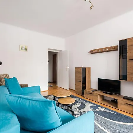 Ochota Serene By Bookinghost *